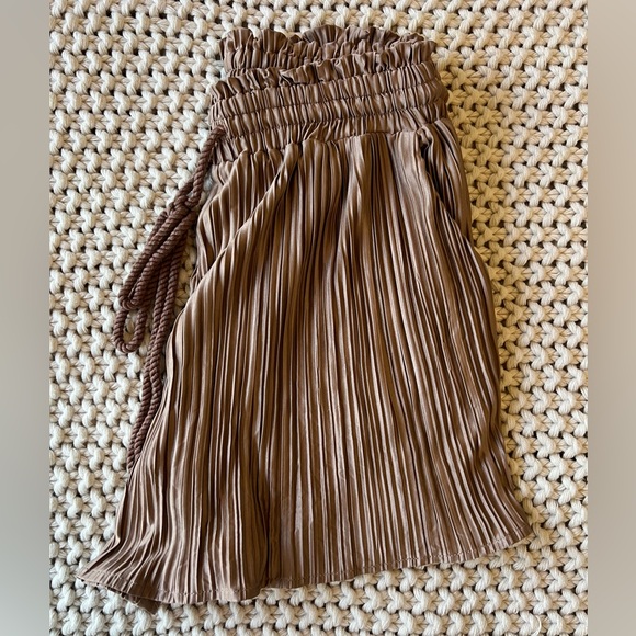 Heartloom bronze Bree Short - Picture 4 of 5